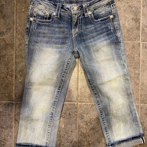 Miss me mid rise crop jeans